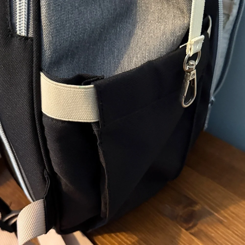 Gray and Black Men's Bag